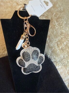 Source Unknown Paw Print Keychain Charm - White & Black